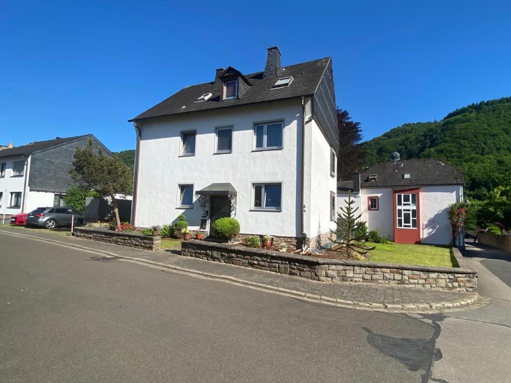 Ferienwohnung Sonnen - Terrasse Bernkastel-Kues Exterior foto