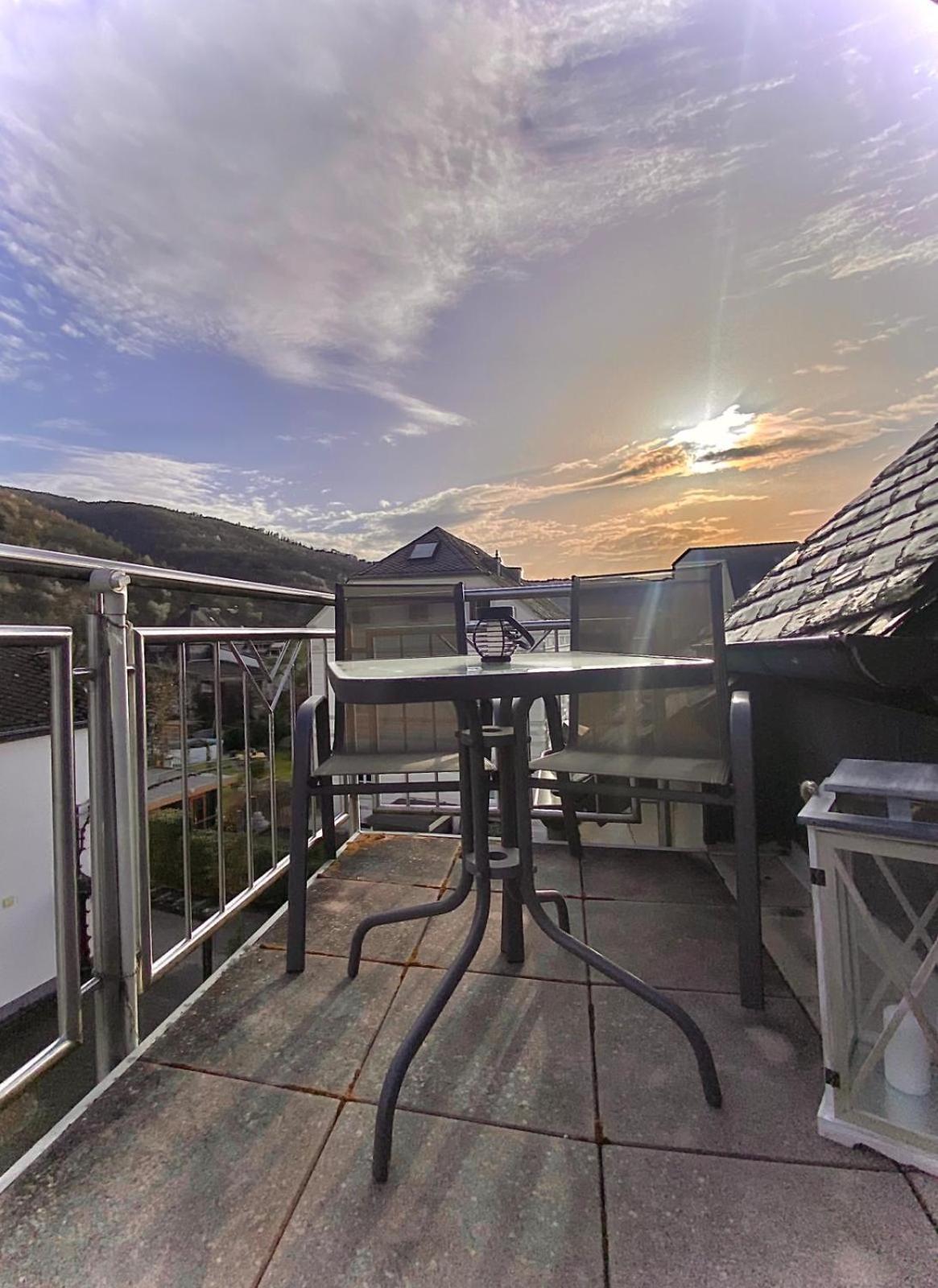 Ferienwohnung Sonnen - Terrasse Bernkastel-Kues Exterior foto